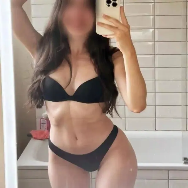Cecilie, 26 – Røyken