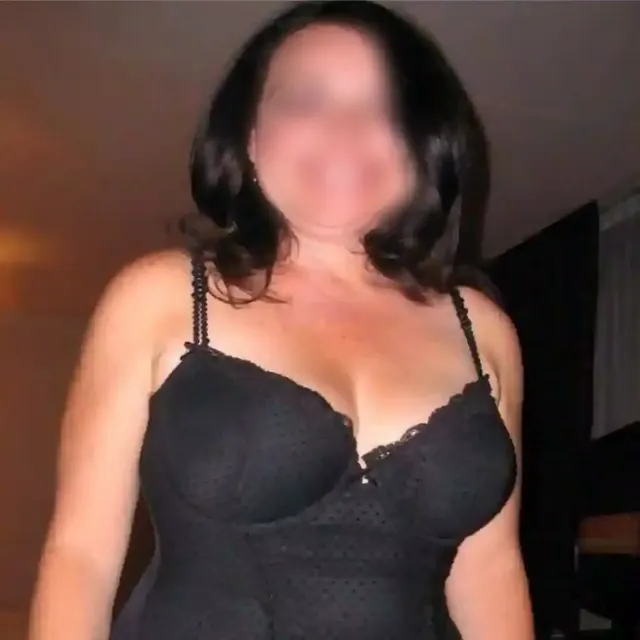 Julie, 43 – Nordfjordeid