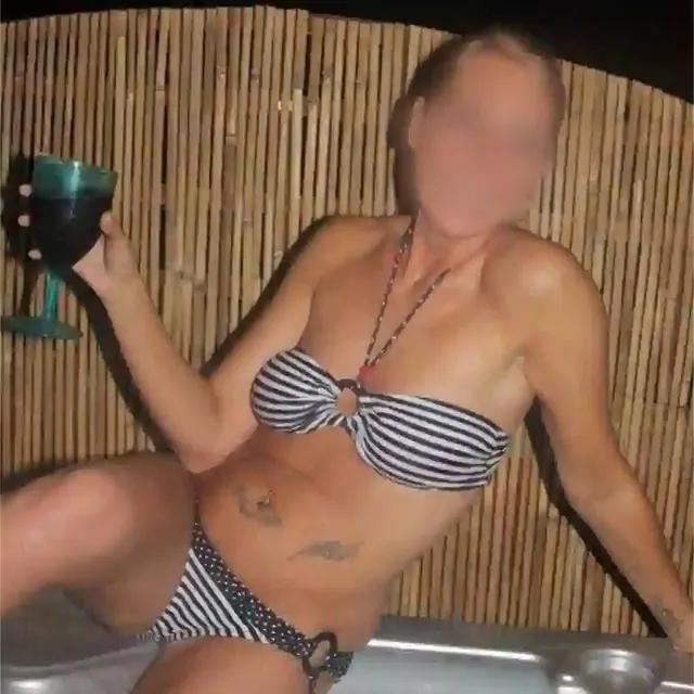 Thea, 43 – Asker